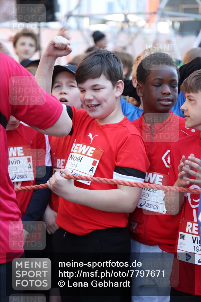 25.04.2025 - Das Zehntel Lena Gebhardt http://msf.ph/oto/7797671 26.04.2025 07:24:27 Allgemein zum Event 939, 1194, 189, 1945, 194 meine-sportfotos.de