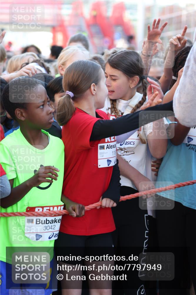 25.04.2025 - Das Zehntel Lena Gebhardt http://msf.ph/oto/7797949 26.04.2025 07:26:53 Allgemein zum Event 3042, 3042, 118, 7 meine-sportfotos.de
