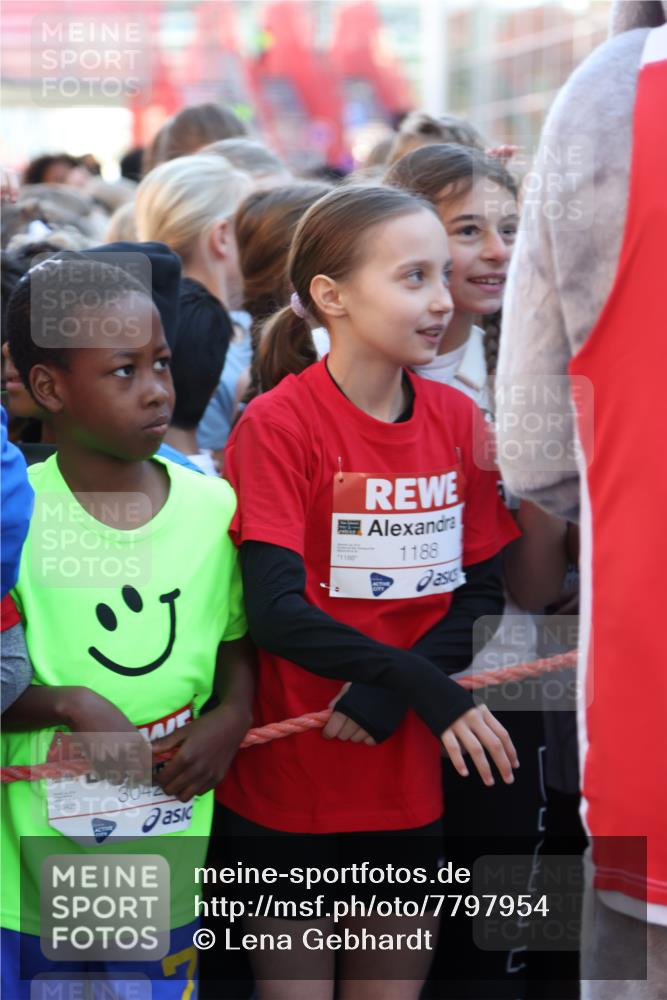 25.04.2025 - Das Zehntel Lena Gebhardt http://msf.ph/oto/7797954 26.04.2025 07:26:55 Allgemein zum Event 3042, 3042, 1188 meine-sportfotos.de