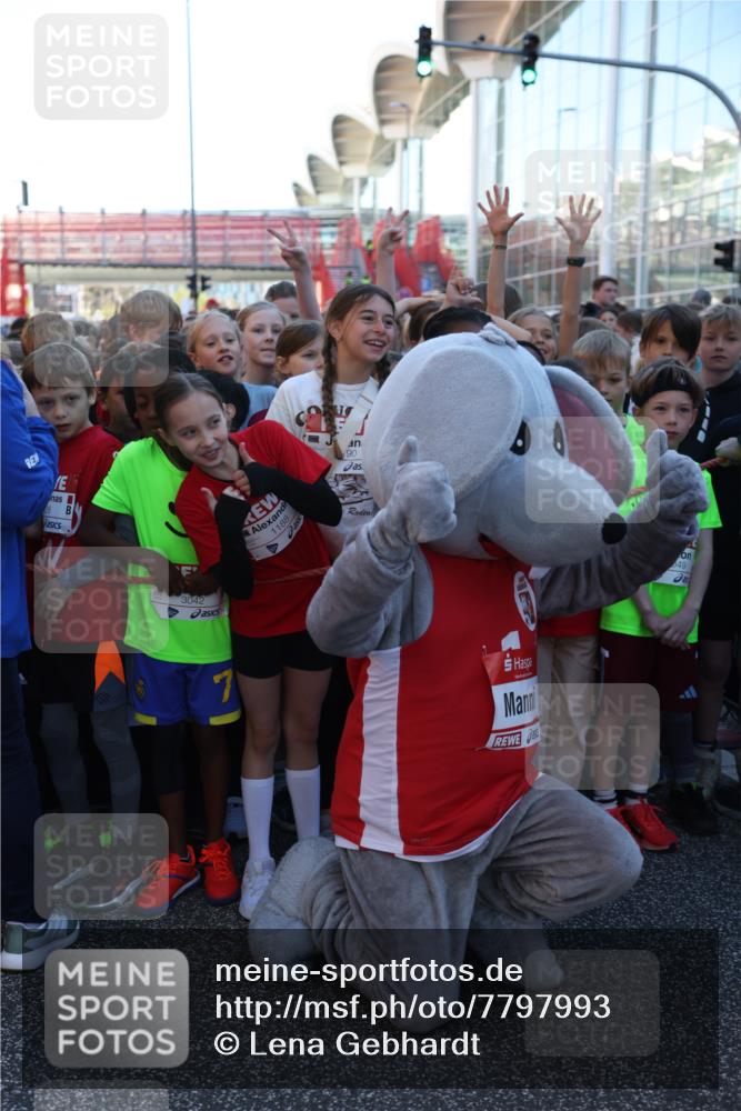 25.04.2025 - Das Zehntel Lena Gebhardt http://msf.ph/oto/7797993 26.04.2025 07:27:04 Allgemein zum Event 26, 3042, 1188, 90, 49 meine-sportfotos.de