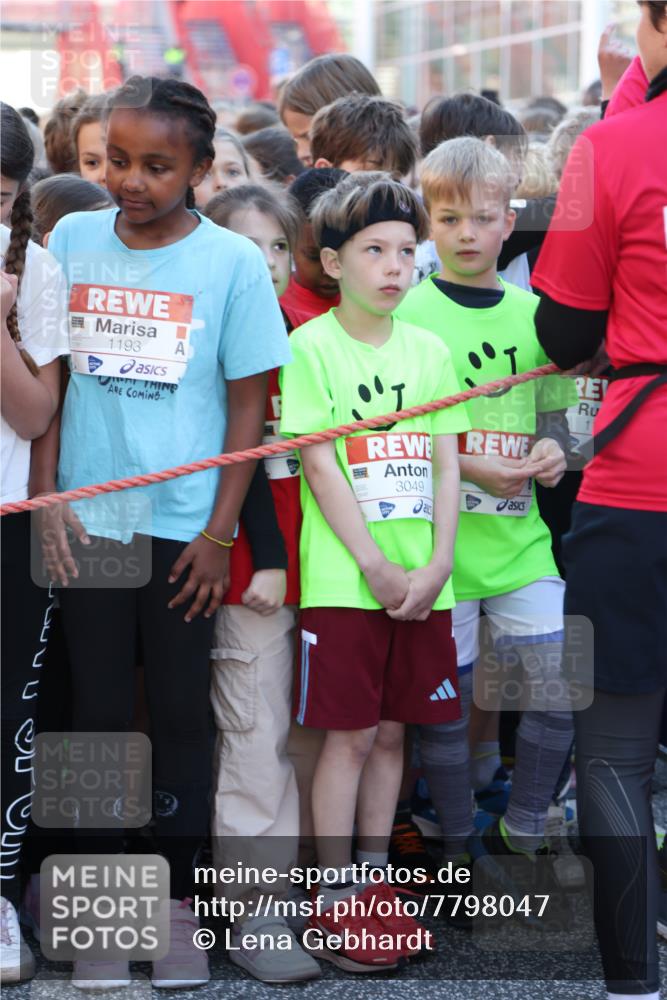 25.04.2025 - Das Zehntel Lena Gebhardt http://msf.ph/oto/7798047 26.04.2025 07:27:46 Allgemein zum Event 1193, 3049, 1 meine-sportfotos.de