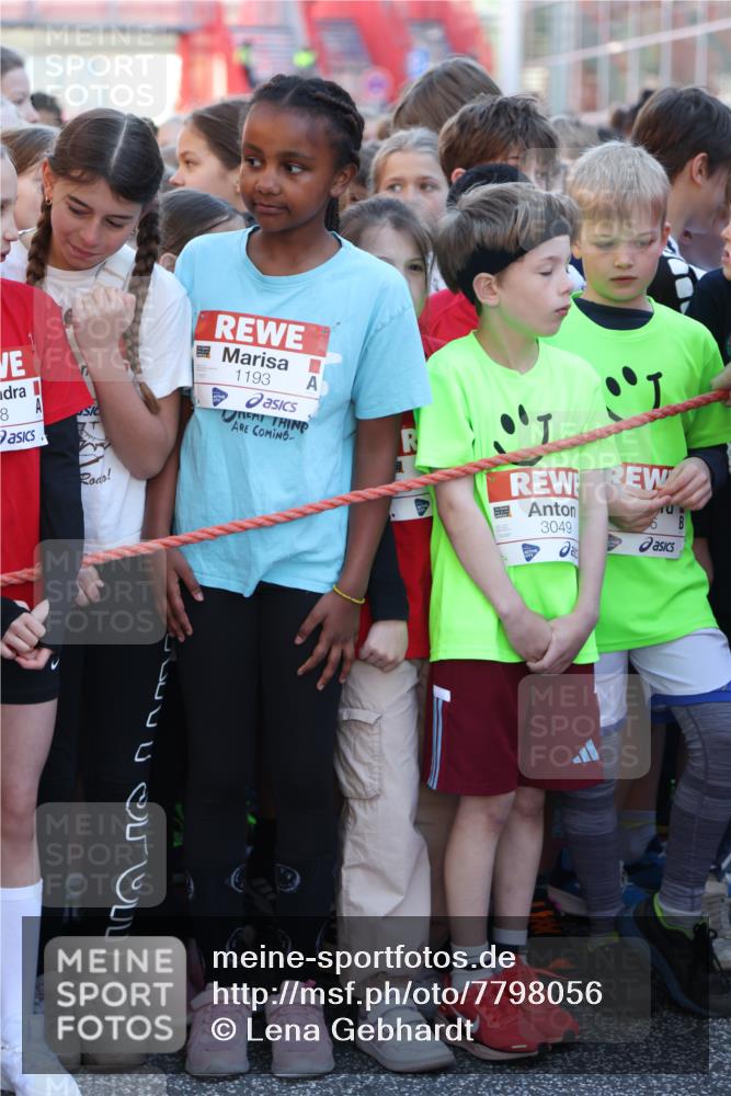 25.04.2025 - Das Zehntel Lena Gebhardt http://msf.ph/oto/7798056 26.04.2025 07:27:46 Allgemein zum Event 8, 1193, 3049 meine-sportfotos.de