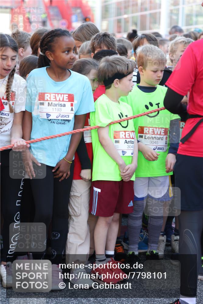 25.04.2025 - Das Zehntel Lena Gebhardt http://msf.ph/oto/7798101 26.04.2025 07:28:15 Allgemein zum Event 1193, 1193, 3049, 3045 meine-sportfotos.de