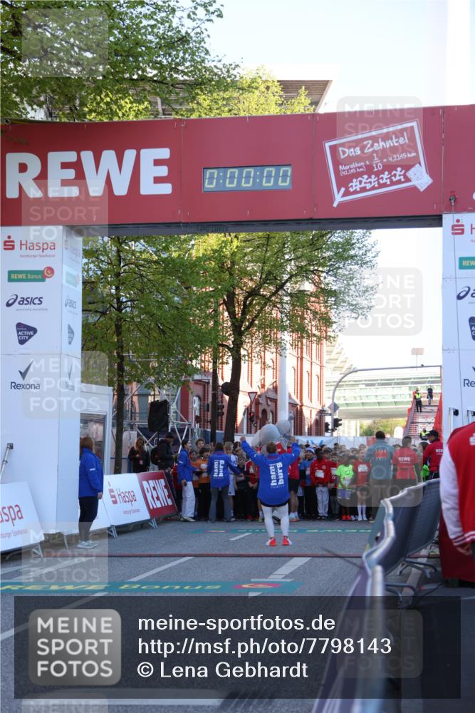 25.04.2025 - Das Zehntel Lena Gebhardt http://msf.ph/oto/7798143 26.04.2025 07:29:18 Allgemein zum Event 0, 00, 00, 42, 145, 4, 2145, 1, 2175 meine-sportfotos.de