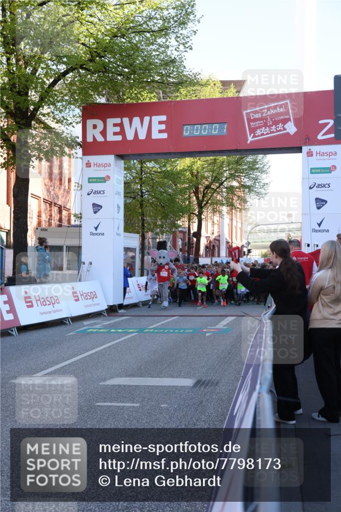 25.04.2025 - Das Zehntel Lena Gebhardt http://msf.ph/oto/7798173 26.04.2025 07:31:54 Allgemein zum Event 0, 00, 0, 2724, 5, 42, 145, 4, 2145 meine-sportfotos.de