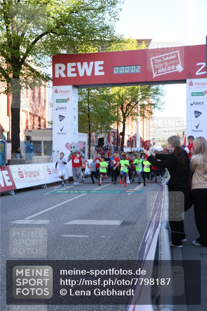 25.04.2025 - Das Zehntel Lena Gebhardt http://msf.ph/oto/7798187 26.04.2025 07:31:55 Allgemein zum Event 0, 00, 02, 4, 2145, 3724 meine-sportfotos.de