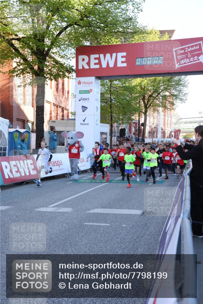 25.04.2025 - Das Zehntel Lena Gebhardt http://msf.ph/oto/7798199 26.04.2025 07:31:56 Allgemein zum Event 2724, 0, 00, 02, 10, 4, 2145 meine-sportfotos.de