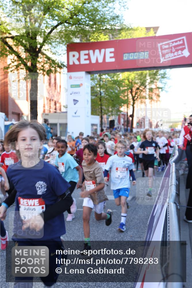 25.04.2025 - Das Zehntel Lena Gebhardt http://msf.ph/oto/7798283 26.04.2025 07:32:00 Allgemein zum Event 0, 00, 06 meine-sportfotos.de