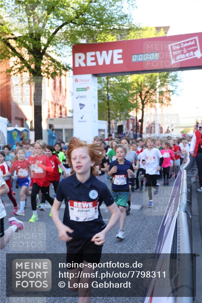 25.04.2025 - Das Zehntel Lena Gebhardt http://msf.ph/oto/7798311 26.04.2025 07:32:01 Allgemein zum Event 0, 00, 08, 1116 meine-sportfotos.de