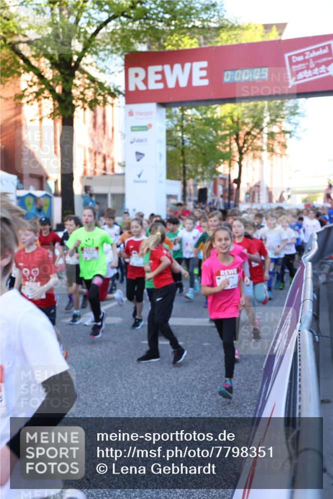25.04.2025 - Das Zehntel Lena Gebhardt http://msf.ph/oto/7798351 26.04.2025 07:32:03 Allgemein zum Event 0, 00, 09 meine-sportfotos.de