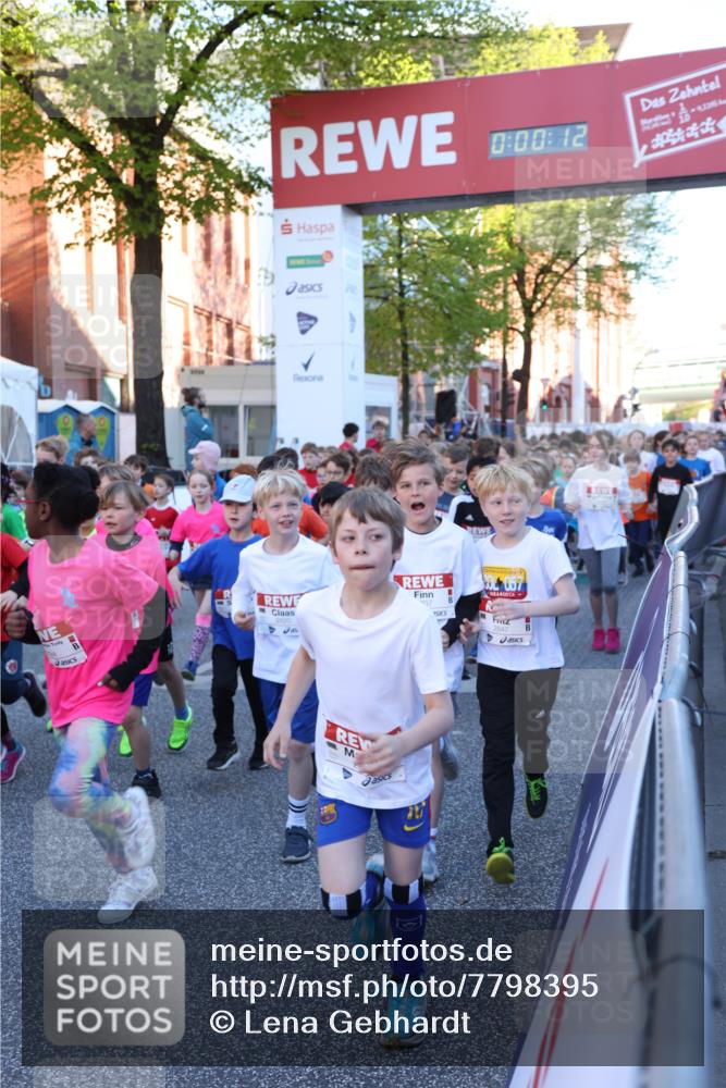 25.04.2025 - Das Zehntel Lena Gebhardt http://msf.ph/oto/7798395 26.04.2025 07:32:05 Allgemein zum Event 0, 00, 12, 30, 037, 937, 2847, 4, 2345 meine-sportfotos.de