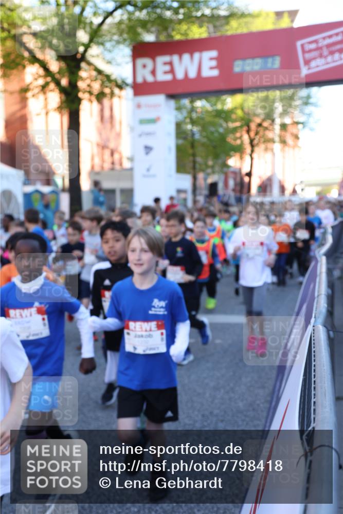 25.04.2025 - Das Zehntel Lena Gebhardt http://msf.ph/oto/7798418 26.04.2025 07:32:07 Allgemein zum Event 0, 00, 13 meine-sportfotos.de
