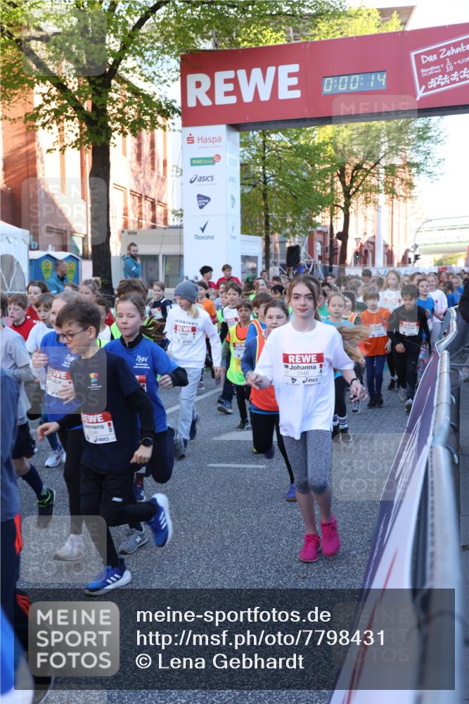 25.04.2025 - Das Zehntel Lena Gebhardt http://msf.ph/oto/7798431 26.04.2025 07:32:07 Allgemein zum Event 5999, 004, 0, 00, 14, 4, 214, 2848 meine-sportfotos.de