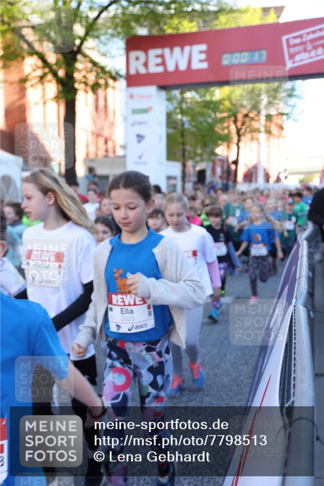 25.04.2025 - Das Zehntel Lena Gebhardt http://msf.ph/oto/7798513 26.04.2025 07:32:11 Allgemein zum Event 0, 00, 17, 2323 meine-sportfotos.de