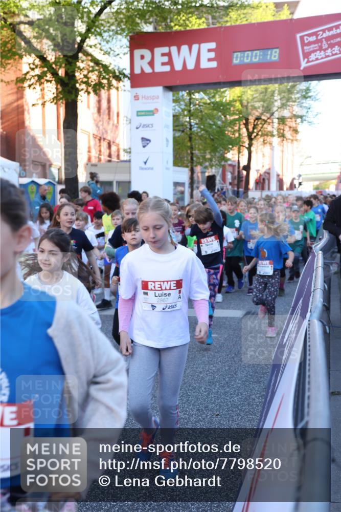 25.04.2025 - Das Zehntel Lena Gebhardt http://msf.ph/oto/7798520 26.04.2025 07:32:11 Allgemein zum Event 2867, 0, 00, 18, 8236 meine-sportfotos.de