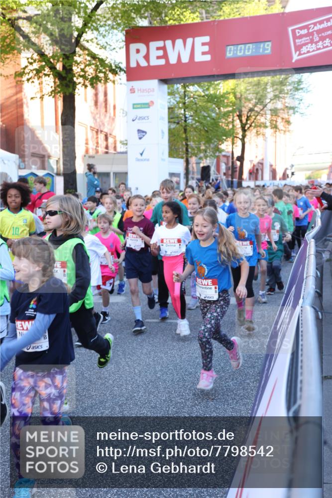 25.04.2025 - Das Zehntel Lena Gebhardt http://msf.ph/oto/7798542 26.04.2025 07:32:12 Allgemein zum Event 10, 0, 00, 19, 2311, 2345 meine-sportfotos.de