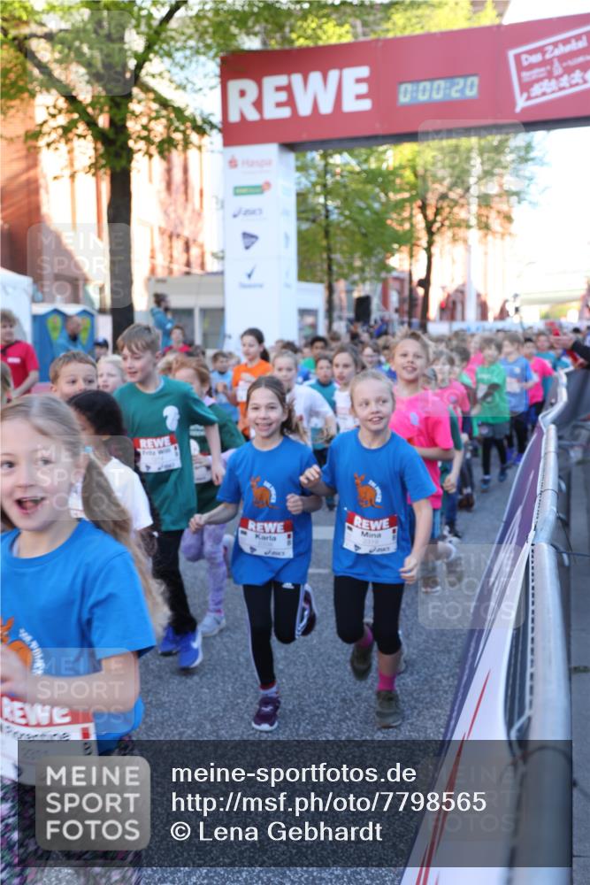 25.04.2025 - Das Zehntel Lena Gebhardt http://msf.ph/oto/7798565 26.04.2025 07:32:13 Allgemein zum Event 2571, 00, 20, 2319 meine-sportfotos.de