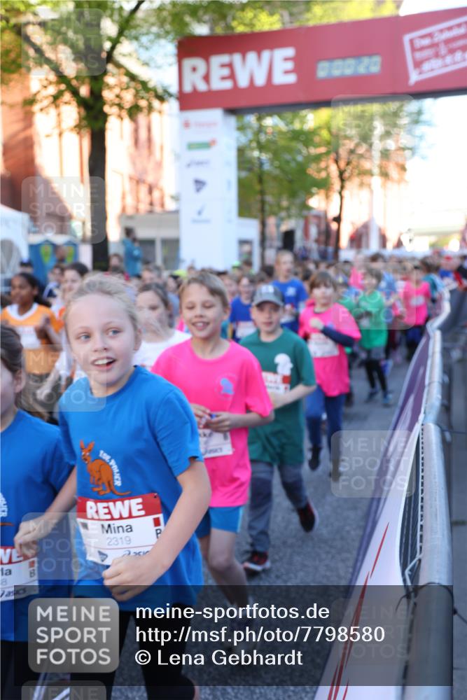 25.04.2025 - Das Zehntel Lena Gebhardt http://msf.ph/oto/7798580 26.04.2025 07:32:14 Allgemein zum Event 8, 00020, 2319 meine-sportfotos.de