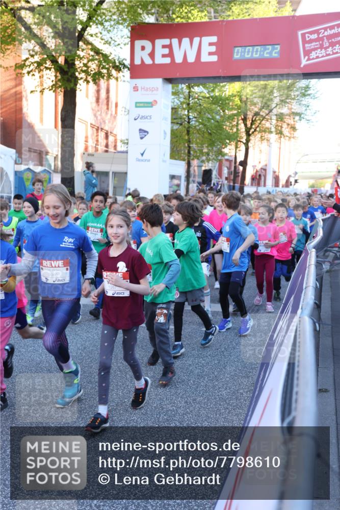 25.04.2025 - Das Zehntel Lena Gebhardt http://msf.ph/oto/7798610 26.04.2025 07:32:16 Allgemein zum Event 3960, 1267, 0, 00, 22, 423 meine-sportfotos.de