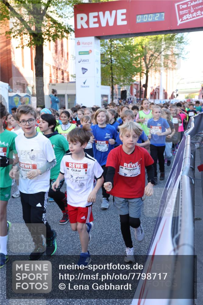 25.04.2025 - Das Zehntel Lena Gebhardt http://msf.ph/oto/7798717 26.04.2025 07:32:21 Allgemein zum Event 0, 00, 27, 215, 2169, 3902, 2345 meine-sportfotos.de