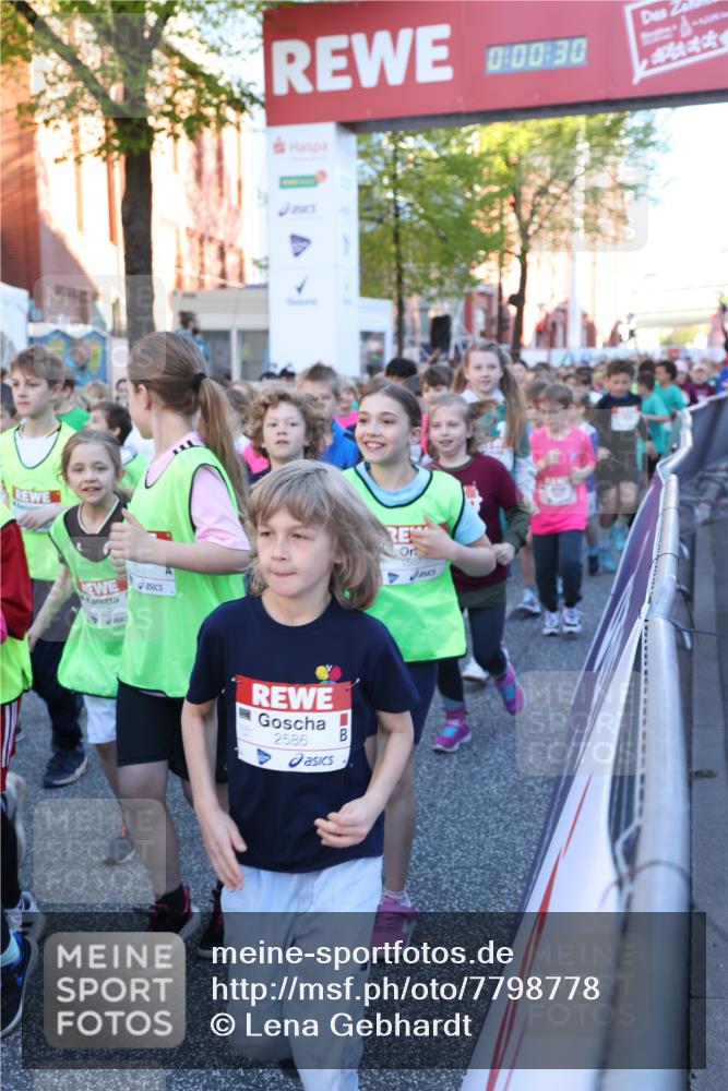 25.04.2025 - Das Zehntel Lena Gebhardt http://msf.ph/oto/7798778 26.04.2025 07:32:24 Allgemein zum Event 2586, 1567, 0, 00, 30 meine-sportfotos.de