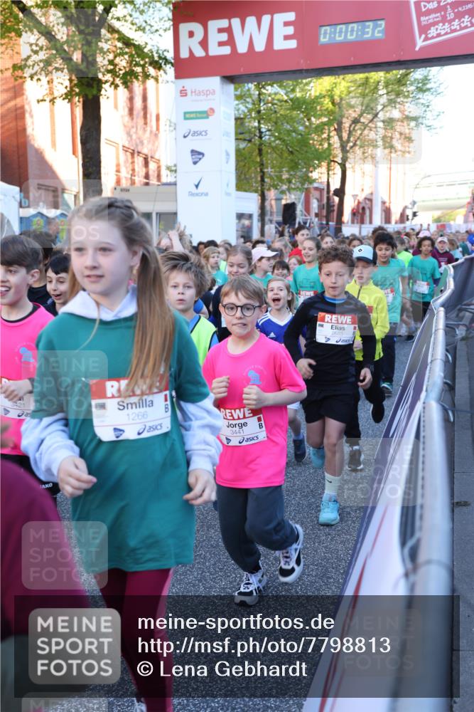 25.04.2025 - Das Zehntel Lena Gebhardt http://msf.ph/oto/7798813 26.04.2025 07:32:26 Allgemein zum Event 3421, 1266, 0032, 0, 00, 32, 4, 2145, 200, 3441 meine-sportfotos.de