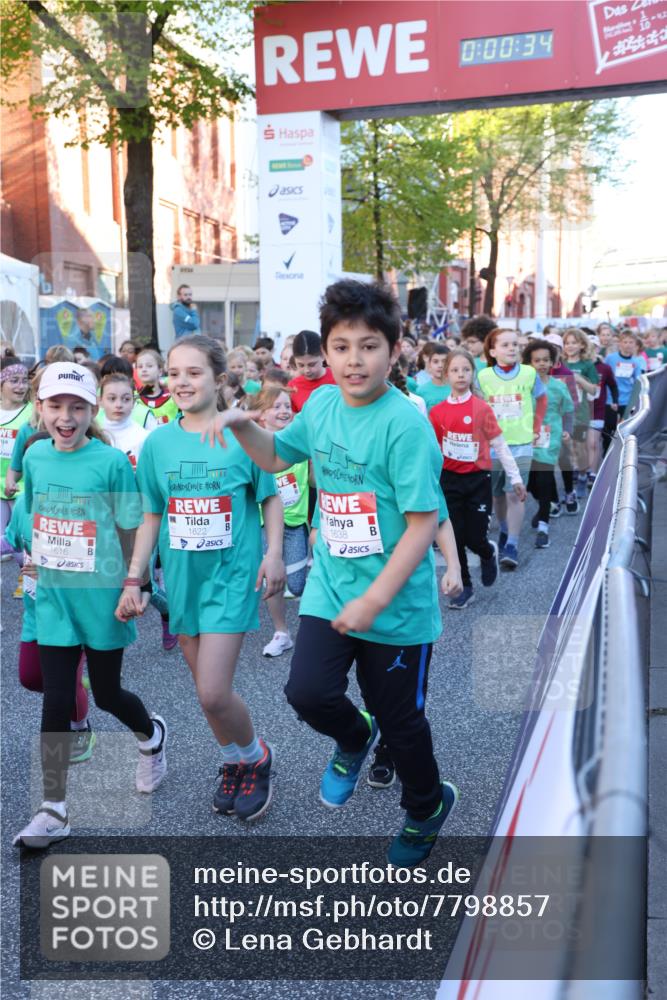 25.04.2025 - Das Zehntel Lena Gebhardt http://msf.ph/oto/7798857 26.04.2025 07:32:28 Allgemein zum Event 0, 00, 34, 1622, 1638, 1616, 2, 42 meine-sportfotos.de