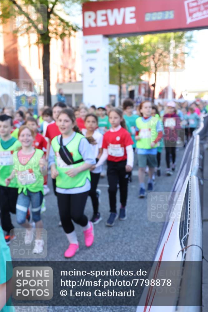 25.04.2025 - Das Zehntel Lena Gebhardt http://msf.ph/oto/7798878 26.04.2025 07:32:29 Allgemein zum Event 000 meine-sportfotos.de