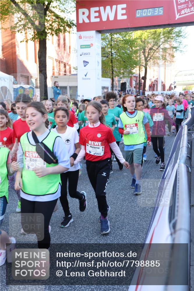 25.04.2025 - Das Zehntel Lena Gebhardt http://msf.ph/oto/7798885 26.04.2025 07:32:29 Allgemein zum Event 1543, 3724, 0, 00, 35, 1770, 10, 42, 345 meine-sportfotos.de