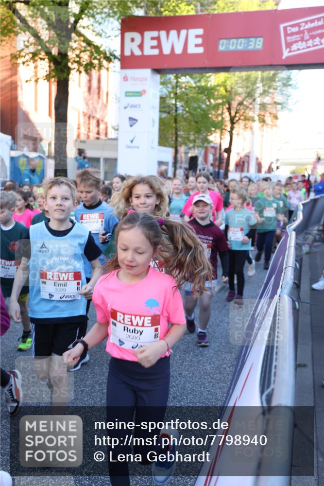 25.04.2025 - Das Zehntel Lena Gebhardt http://msf.ph/oto/7798940 26.04.2025 07:32:32 Allgemein zum Event 3089, 0, 00, 38, 2680 meine-sportfotos.de