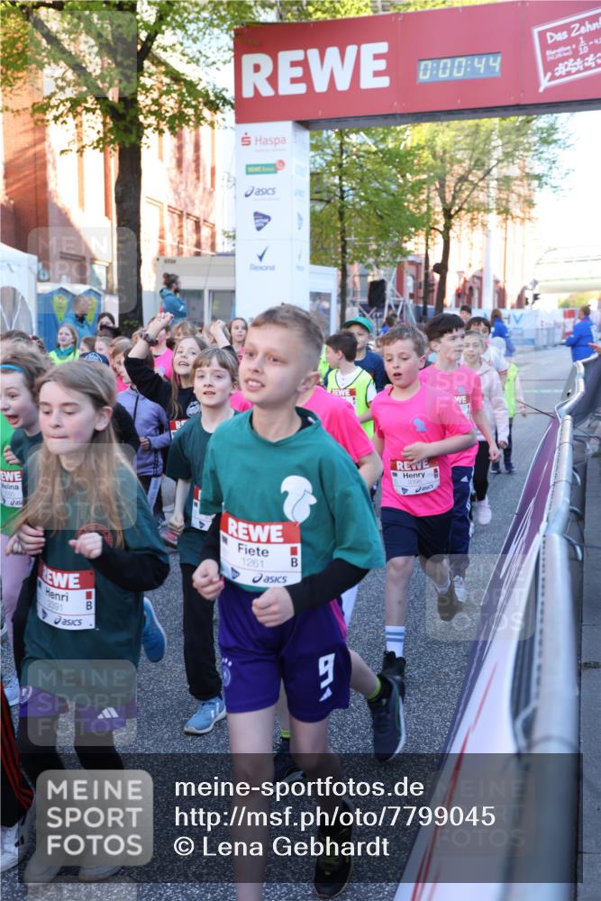 25.04.2025 - Das Zehntel Lena Gebhardt http://msf.ph/oto/7799045 26.04.2025 07:32:38 Allgemein zum Event 2391, 00, 44, 1261, 3398 meine-sportfotos.de