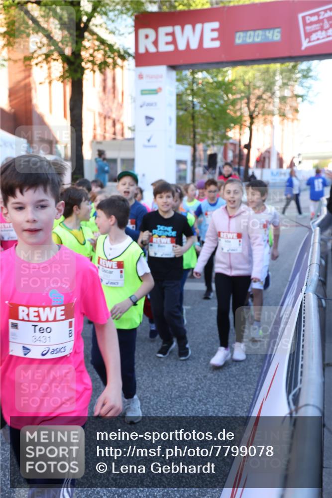 25.04.2025 - Das Zehntel Lena Gebhardt http://msf.ph/oto/7799078 26.04.2025 07:32:39 Allgemein zum Event 3431, 0, 00, 46, 1 meine-sportfotos.de