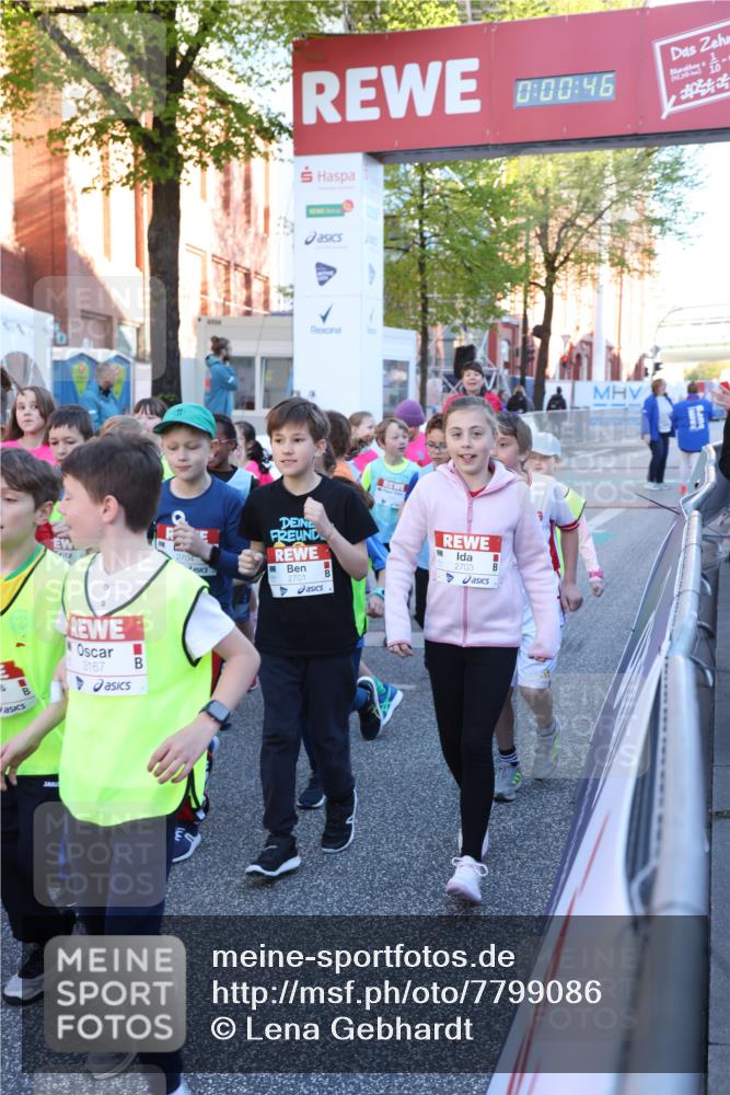 25.04.2025 - Das Zehntel Lena Gebhardt http://msf.ph/oto/7799086 26.04.2025 07:32:40 Allgemein zum Event 3167, 3724, 00, 46, 2704, 2701, 2703 meine-sportfotos.de