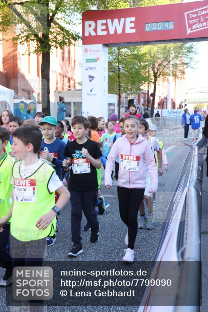 25.04.2025 - Das Zehntel Lena Gebhardt http://msf.ph/oto/7799090 26.04.2025 07:32:40 Allgemein zum Event 3167, 0, 00, 46, 10, 2701, 2703 meine-sportfotos.de