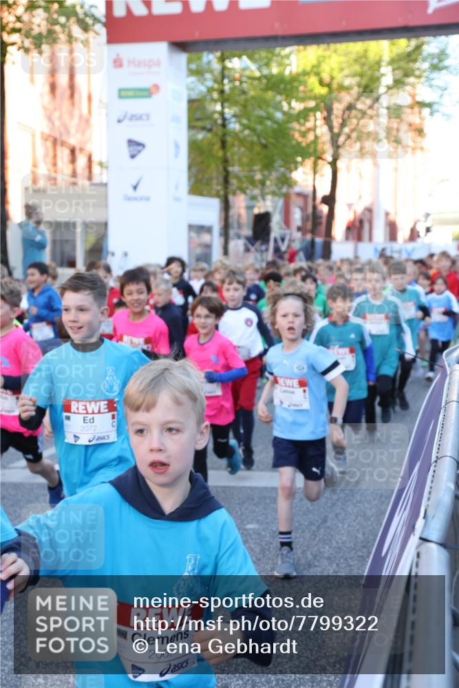 25.04.2025 - Das Zehntel Lena Gebhardt http://msf.ph/oto/7799322 26.04.2025 07:34:26 Allgemein zum Event 2072, 2067 meine-sportfotos.de