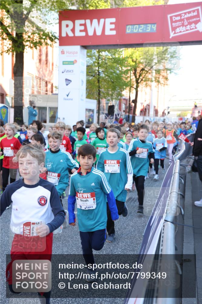 25.04.2025 - Das Zehntel Lena Gebhardt http://msf.ph/oto/7799349 26.04.2025 07:34:27 Allgemein zum Event 0, 02, 34, 8236, 1874 meine-sportfotos.de