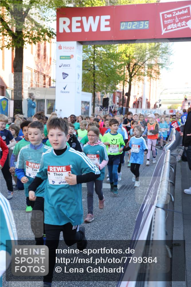 25.04.2025 - Das Zehntel Lena Gebhardt http://msf.ph/oto/7799364 26.04.2025 07:34:28 Allgemein zum Event 02, 35, 42345, 3724, 187, 1873 meine-sportfotos.de