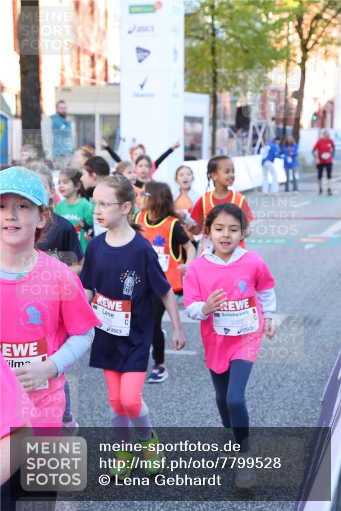 25.04.2025 - Das Zehntel Lena Gebhardt http://msf.ph/oto/7799528 26.04.2025 07:34:41 Allgemein zum Event 1155, 3365 meine-sportfotos.de