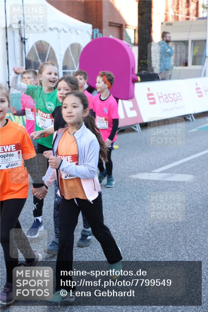 25.04.2025 - Das Zehntel Lena Gebhardt http://msf.ph/oto/7799549 26.04.2025 07:34:43 Allgemein zum Event 2268, 5, 2287 meine-sportfotos.de