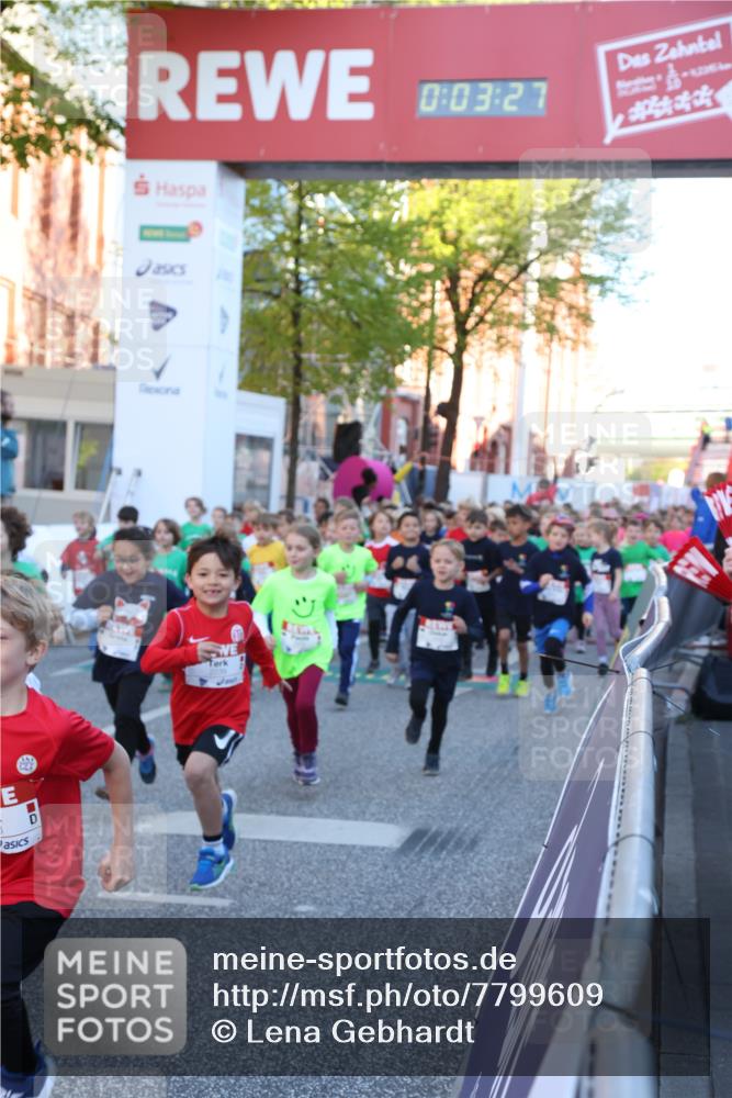 25.04.2025 - Das Zehntel Lena Gebhardt http://msf.ph/oto/7799609 26.04.2025 07:35:21 Allgemein zum Event 0, 03, 27, 8226 meine-sportfotos.de