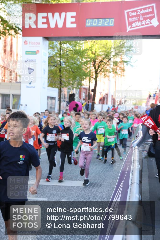 25.04.2025 - Das Zehntel Lena Gebhardt http://msf.ph/oto/7799643 26.04.2025 07:35:23 Allgemein zum Event 0, 03, 20, 8, 2345 meine-sportfotos.de