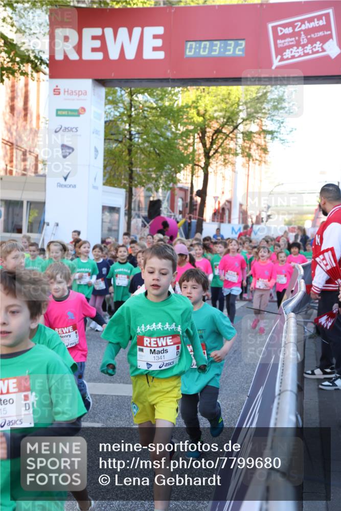 25.04.2025 - Das Zehntel Lena Gebhardt http://msf.ph/oto/7799680 26.04.2025 07:35:26 Allgemein zum Event 15, 0, 03, 32, 3279, 1341, 42345 meine-sportfotos.de