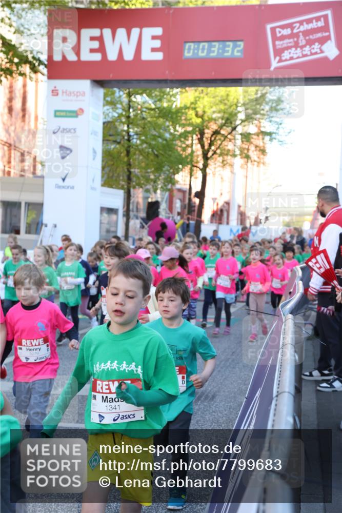 25.04.2025 - Das Zehntel Lena Gebhardt http://msf.ph/oto/7799683 26.04.2025 07:35:26 Allgemein zum Event 3279, 0, 03, 32, 1341, 82365 meine-sportfotos.de