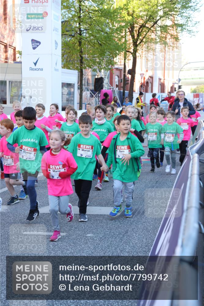 25.04.2025 - Das Zehntel Lena Gebhardt http://msf.ph/oto/7799742 26.04.2025 07:35:31 Allgemein zum Event 1319, 1352 meine-sportfotos.de