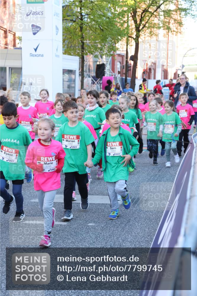 25.04.2025 - Das Zehntel Lena Gebhardt http://msf.ph/oto/7799745 26.04.2025 07:35:31 Allgemein zum Event 1319, 3295, 1352, 1359 meine-sportfotos.de
