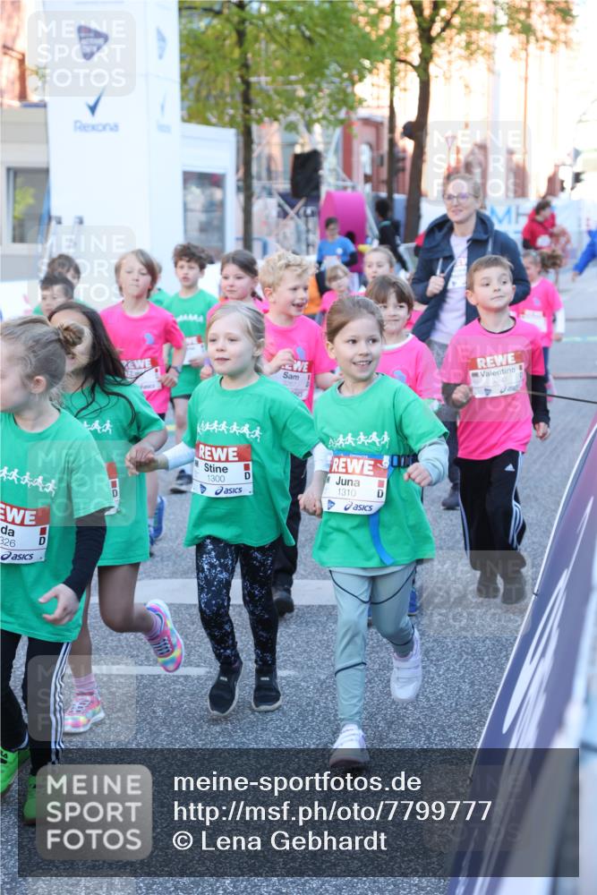 25.04.2025 - Das Zehntel Lena Gebhardt http://msf.ph/oto/7799777 26.04.2025 07:35:33 Allgemein zum Event 326, 1300, 3303, 1310 meine-sportfotos.de