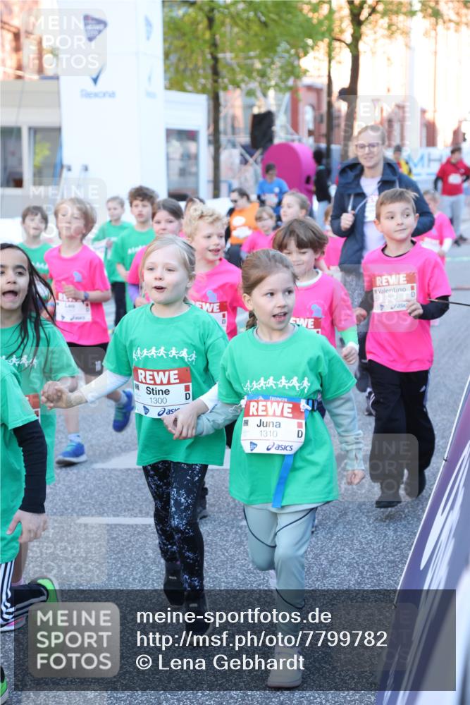 25.04.2025 - Das Zehntel Lena Gebhardt http://msf.ph/oto/7799782 26.04.2025 07:35:34 Allgemein zum Event 1300, 4444444, 1310, 3303 meine-sportfotos.de