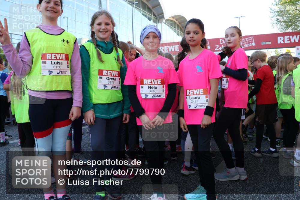 25.04.2025 - Das Zehntel Luisa Fischer http://msf.ph/oto/7799790 26.04.2025 08:23:36 Allgemein zum Event 3158, 3158, 3175, 3446, 3437 meine-sportfotos.de