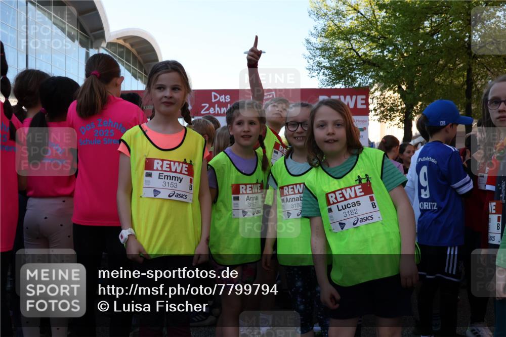 25.04.2025 - Das Zehntel Luisa Fischer http://msf.ph/oto/7799794 26.04.2025 08:23:52 Allgemein zum Event 2025, 3153, 3187, 3180, 3182 meine-sportfotos.de