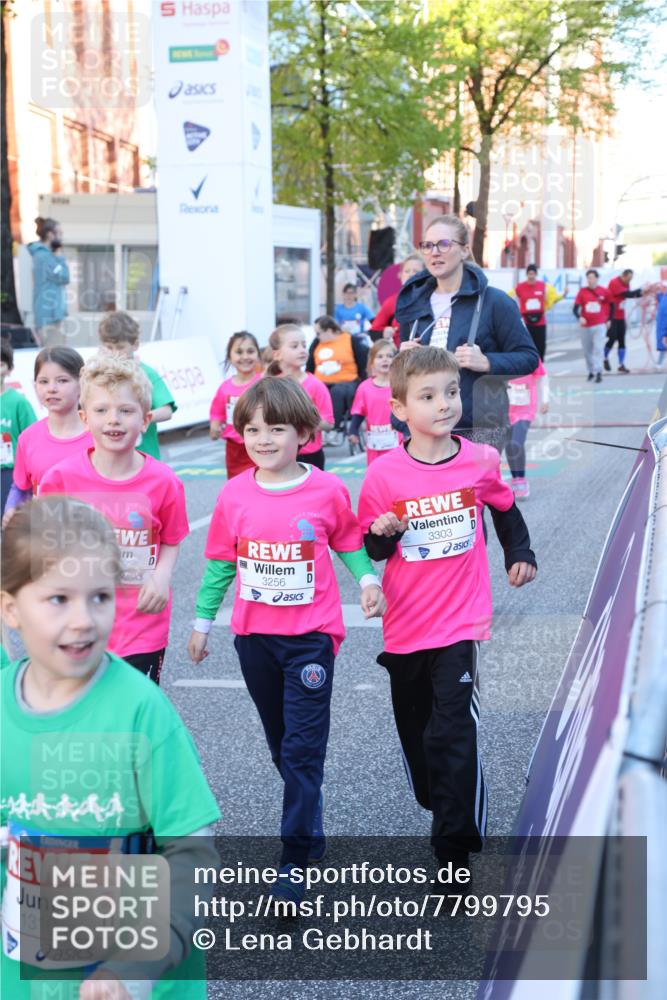 25.04.2025 - Das Zehntel Lena Gebhardt http://msf.ph/oto/7799795 26.04.2025 07:35:34 Allgemein zum Event 1441, 1310, 5, 3256, 3303 meine-sportfotos.de